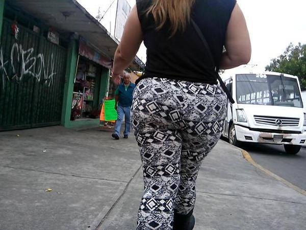 Fernandiko69's tweet photo. #LoQueOdioDeLasMujeresEs Notodas son mías 
#PorqueTeTraigoGanas @okmiron @MuviMiron @hectorsex #MasInutilQueElPikolin http://t.co/KknS3EqFme