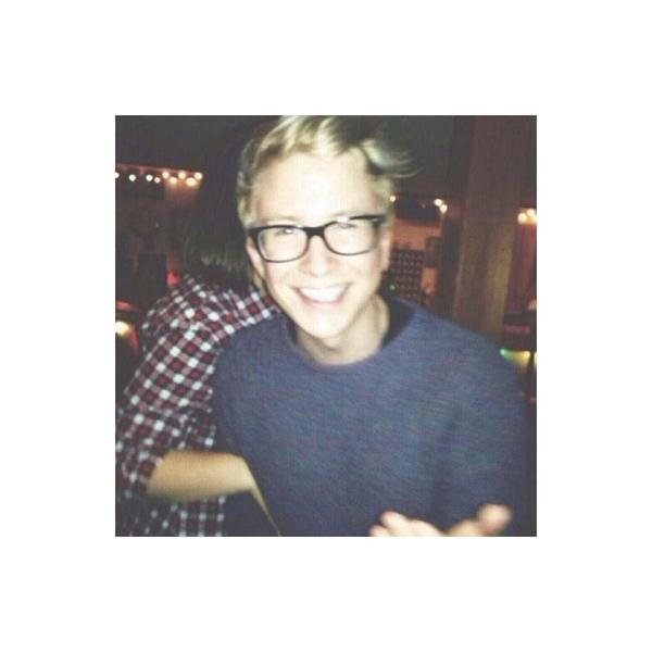 troyespizza's tweet photo. #ThanksforYourHardWorkTyler @tyleroakley i love you http://t.co/UdrfNCZR5s