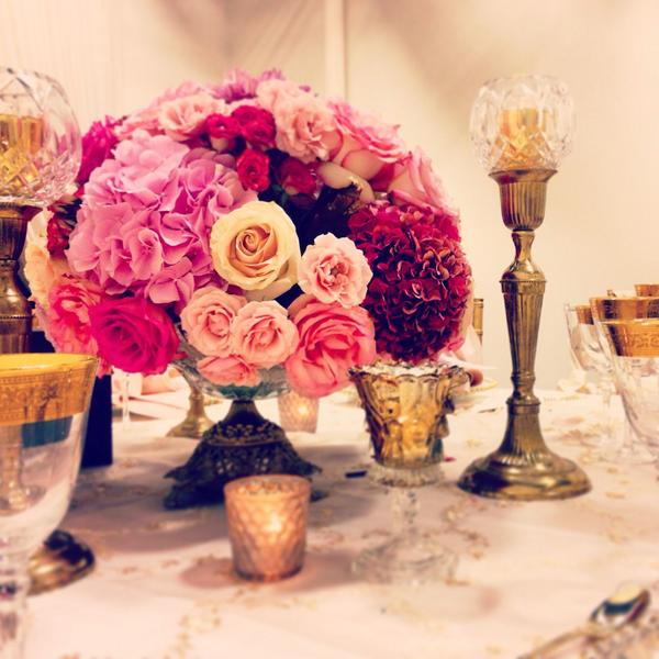 Mr. Gold adores Ms. Rose. #matchmade #rose #gold #centerpiece #wedding #design #kehoedesigns
