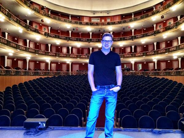 3 de octubre, Teatro Apolo Madrid. Funciones, Viernes, Sábados y Domingos. EN POSITIVO 2 !! Os esperamos.