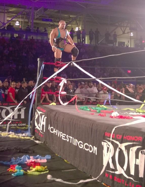 WrasslinTweets's tweet photo. .@ringofhonor #ASE6
@ROHMichaelElgin http://t.co/YvkYsC0qIv