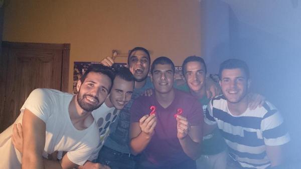 Graciiias por momentos como los de hoy, Cabrones! <a href="/_AlexGC/">AlexGC</a> @David8Luna #Roca #HuerfanitoPiesDeMierda #GurpeguiDelAmor