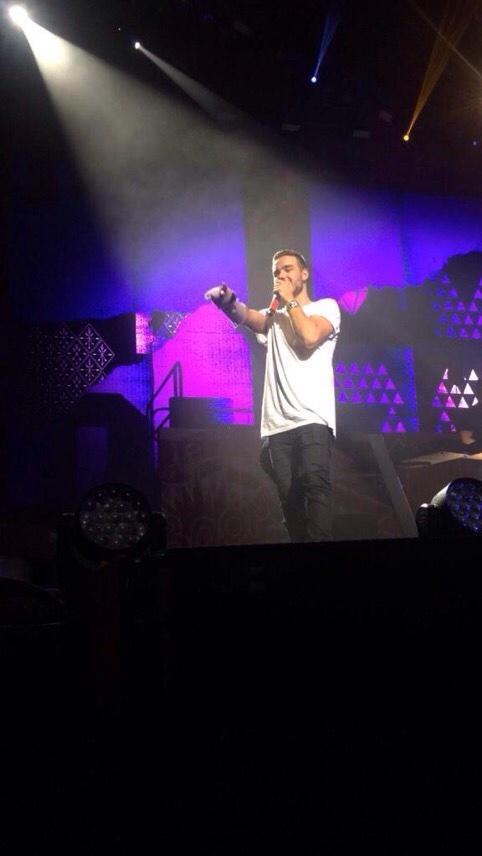 1Ds_Notes's tweet image. Fotos||De Liam  durante el show del día de ayer 28/09/14 en Charlotte, Carolina del Norte