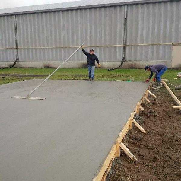 CalsCage's tweet image. Poured concrete this morning. Next up rafters at the end of the week.