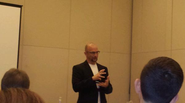 Tamie_McGowen's tweet image. Darrell Cole leading comms messaging effort for NCHRP @TransPR #transcomm