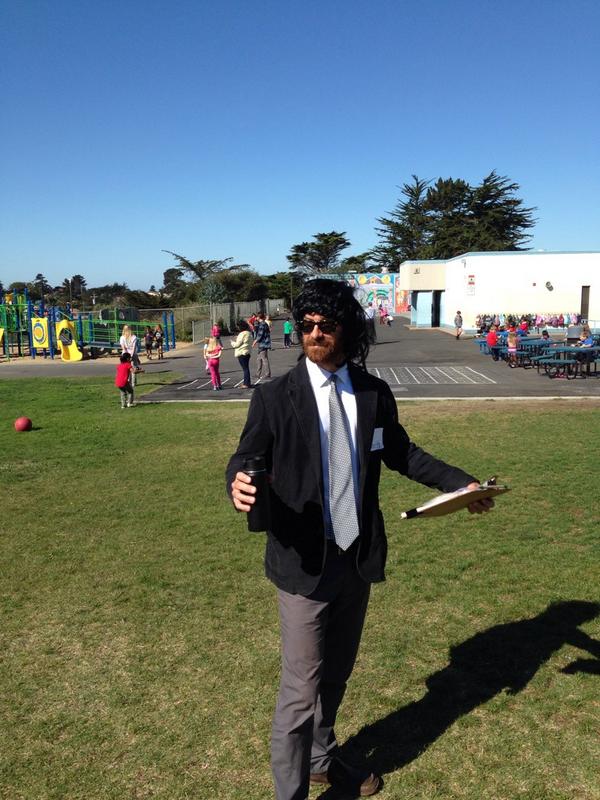 TallMrCurran's tweet photo. I got to hang out with Mr. Smith today. #BaywoodBears #slcusd http://t.co/oW8thfw63G