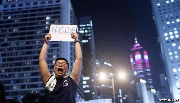 Has China censored social media posts about Hong Kong pro-democracy protests? bbc.in/Zm6xJF