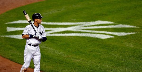 Cut4's tweet image. Followers to RETWEET can win a Derek Jeter bat. #FarewellCaptain