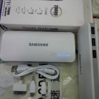 Ready : Power bank Samsung 28.000mAh (3 output) Harga @190rb . Minat? SMS / WA / LINE 087888333282 BBM 7E8EEEC5