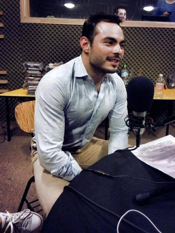 IrreverentesCl's tweet photo. @SoyChefMora hoy en @FonditaLA con #CaprixchoLocal banquetes al estilo!!!! http://t.co/YqwdVzoW0R
