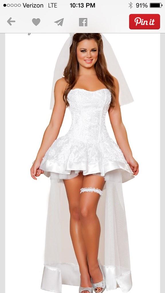 The costume for my proposal <a href="/kayleopardd/">KMJ</a> <a href="/SabrinaOttavi/">sabrina</a> <a href="/MollieMill/">Mollie</a> @MarisaPelliteri @catbenyon thanks in advance 😬