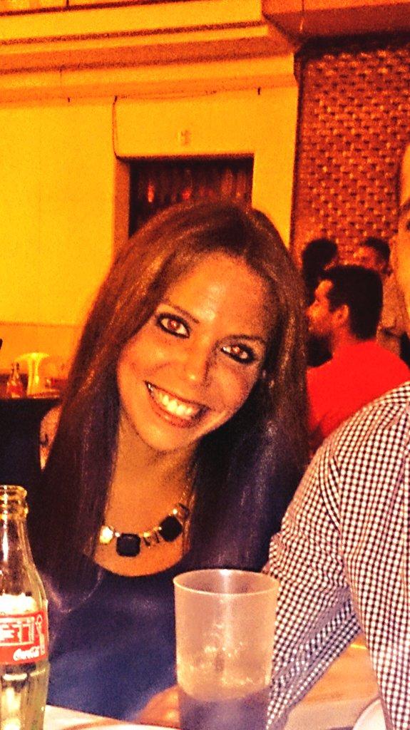 dau10S's tweet photo. Porque te lo mereces todo y más... 
Por ser única para mi 😊😍 
Porque todo sobra @RosaNP18 buenísimos días! 😍😘265 http://t.co/H6hYmiSmQP