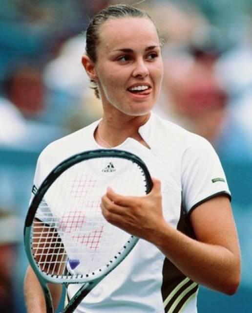 Happy Birthday to Martina Hingis, who turns 34 today! 
