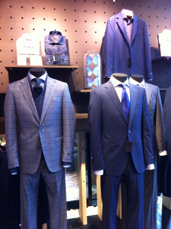 Pakken specials: van Gils pak met shirt en das voor 398.00. Le Canard pak met 2shirts en 2dassen voor 298.00. #pakken