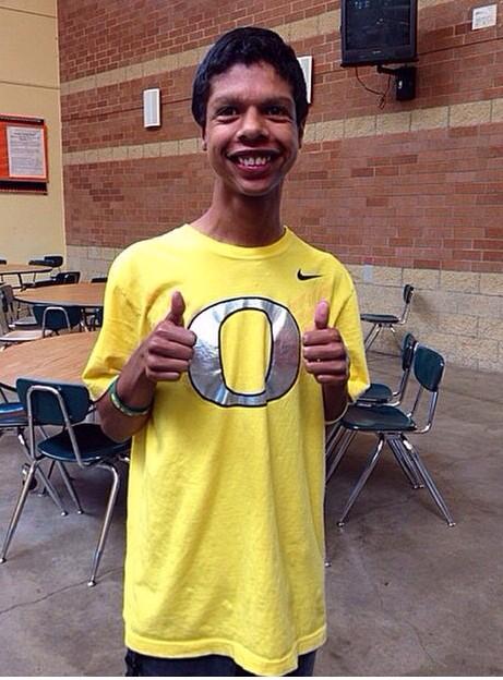 taylor_scharer's tweet photo. I'm calling it early! This dude is gonna get more votes than the other three seniors combined!! #VoteForQuincy http://t.co/b4aLMopik1