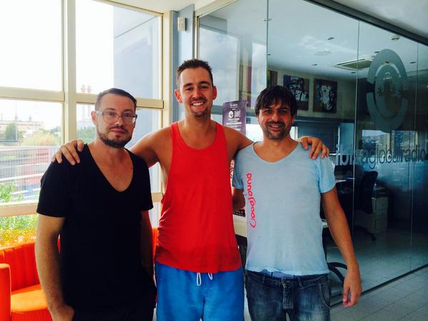 DJKritec's tweet photo. Great time with Jose & Miguel at IGR! #ibizaglobalradio #JoseMariaRamon #miguelgarji #Kritec #Optimizm #ibiza http://t.co/9IYnXIVZWJ