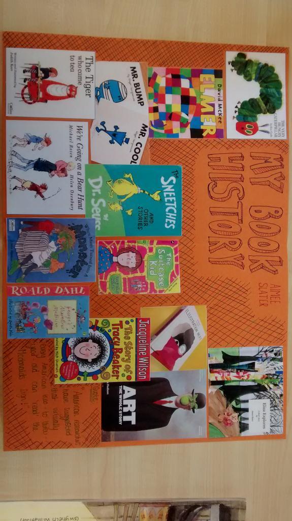 aimee_slater's tweet photo. My book history! #ysjenglish http://t.co/naJSrQ0wXC