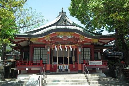 lovecomes_true's tweet photo. 東京・王子神社
伊邪那岐命と伊邪那美命を祀っていることから、夫婦婚姻の神のご利益として「恋愛の縁結び」を祈願する方が多いようです。将来、真剣に考えている相手がいる方は、ぜひ！ https://t.co/YfHu45O7IX