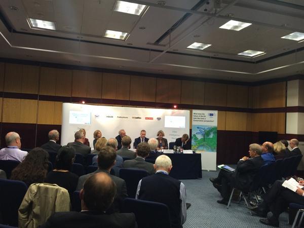 TotalEventsUK's tweet photo. Some great questions coming from the audience in 10b for the @EU_Commission fringe on #futureEU #EUreform at #CPC14 http://t.co/AuJXOxXdCE