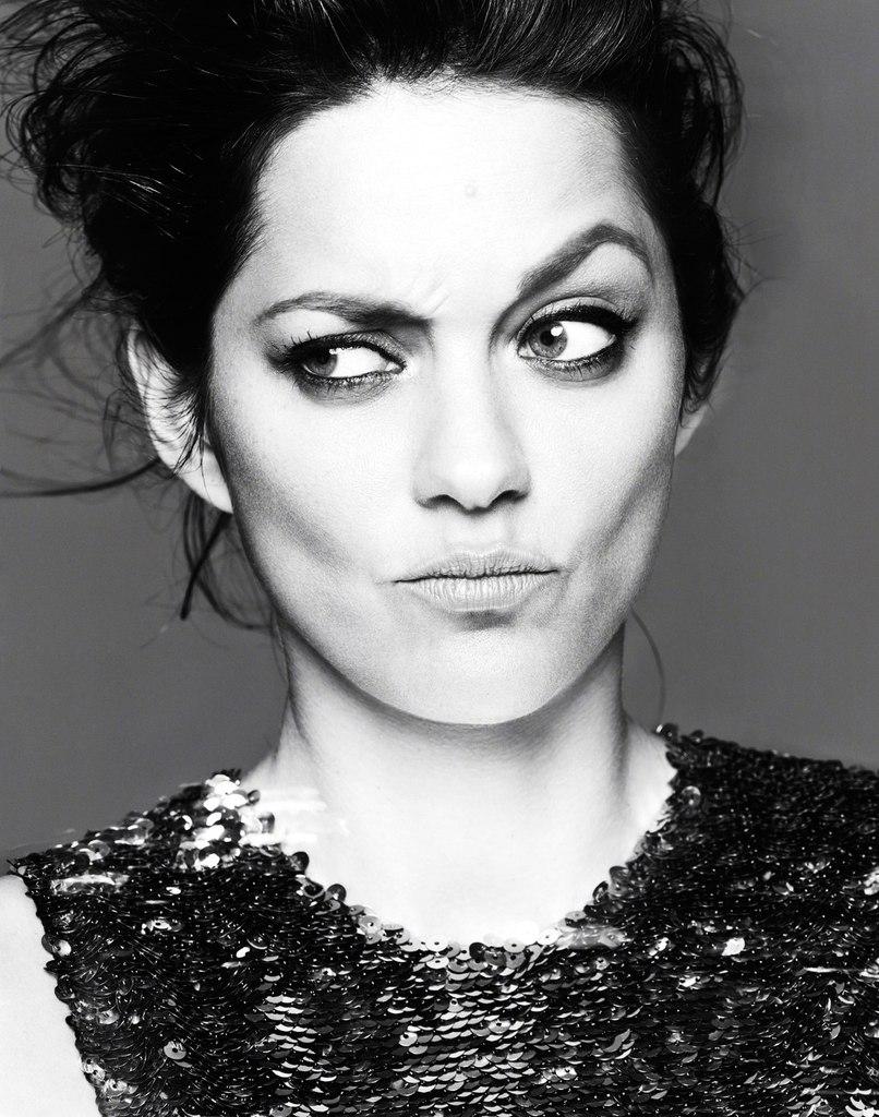 Happy Birthday to magnificent Marion Cotillard. 