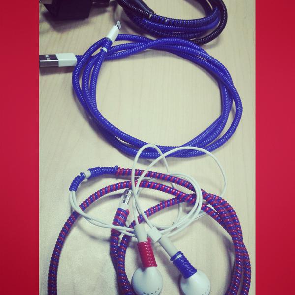 TitiniToni's tweet image. When boredom strikes.. i become maarte.. ahhahaha.. #cordprotector