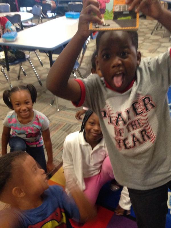 STEM_UA's tweet photo. Just wrapped up our second day! The kids were super excited as you can tell 😁 http://t.co/ugBWObCWaF