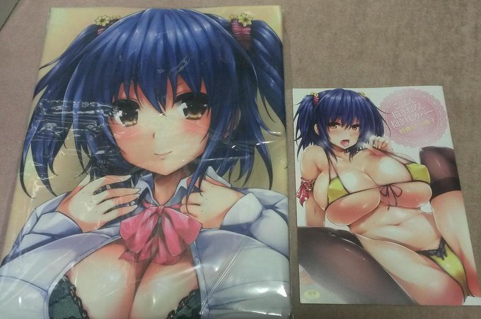 写真も撮って頂いてありがとうございます!可愛がってあげて下さい～! RT @magiten: @goban88 抱き枕買わせていただきましたー!今回もかわいくて、ぱいが大きくて素敵です。最近ごばん先生のグッズが増えて嬉しいですー。 