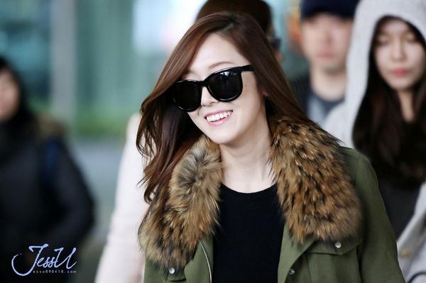 OT9orNothing's tweet photo. Stop for sad! Lets smile :)), if we're sad jessica will be sad too. Let's make our world happy again for Jessica http://t.co/52NPCneQft