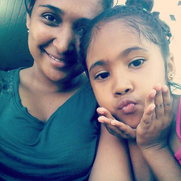 marian_498's tweet photo. @Fantastica969 Bnos Días!Quiero  Desearle a Mi hija #mariangel en su cumple lluvia de Bendiciones y decirle Q la amo http://t.co/blf8mkiO04
