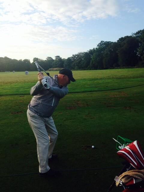 Danfrostgolf's tweet image. @MIAgolfTECH @GolfiMagazine John Gould coiling up with the Sure-Set on the European Seniors Tour. #RangeOfMovement