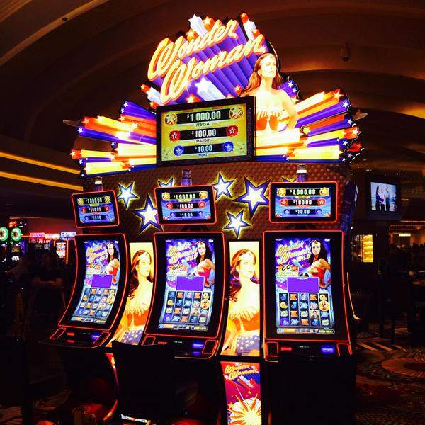 Wonder woman slot machine online