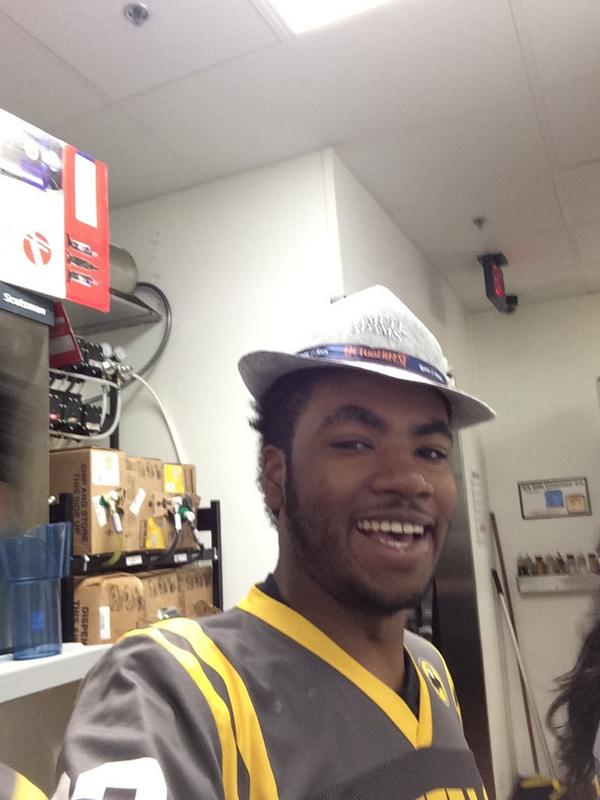 DashBucketz's tweet image. Howdy. #daysago