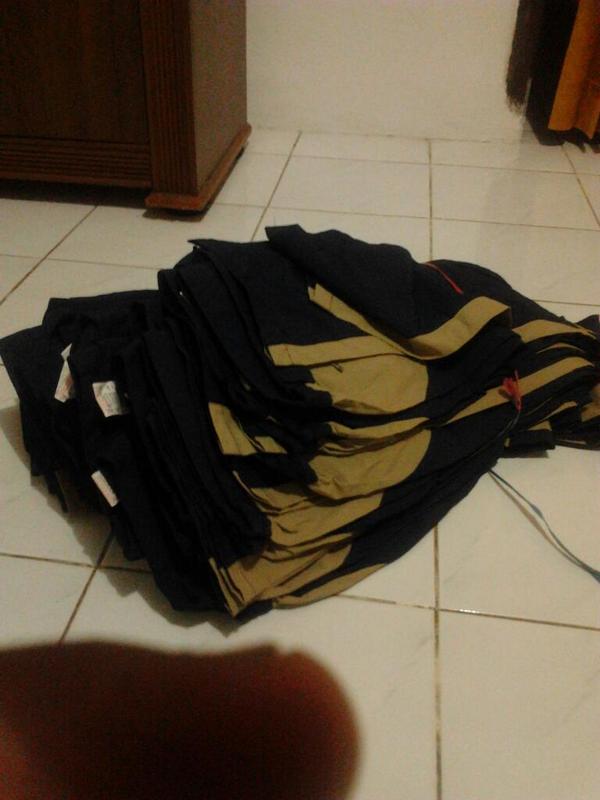 labir_lembah's tweet photo. Numpang share min @infopendaki . celana panjang trespass. for man n ladies. Minat call or sms 089638540943 #sealgear http://t.co/24c4hxZjBE