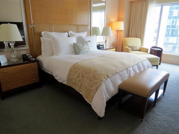 Toronto_Trends's tweet image. NEW Travel Trends: The Ritz-Carlton, Toronto (Photo Review) ---&amp;gt; torontostyles.blogspot.ca/2014/09/travel… @RitzCarlton #luxury #hotels