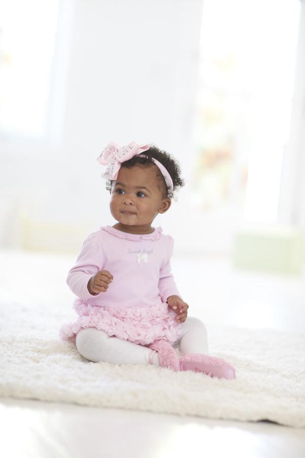 heidiklum's tweet photo. Pretty in pink! #TrulyScrumptious http://t.co/O4GL8M9FDd http://t.co/tZZpOWRlNC http://t.co/aPWieepJEI