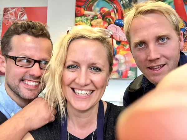 sarahgraham_art's tweet photo. Just had the lovely @whitepartridge boys visit the studio to film for a #Hitchin promo video ;) #goodcamerawork http://t.co/8Vgp7dHgDu