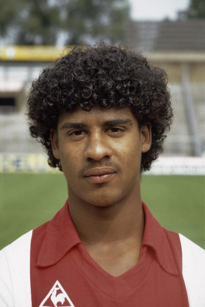 Happy 52nd birthday to Frank Rijkaard. 