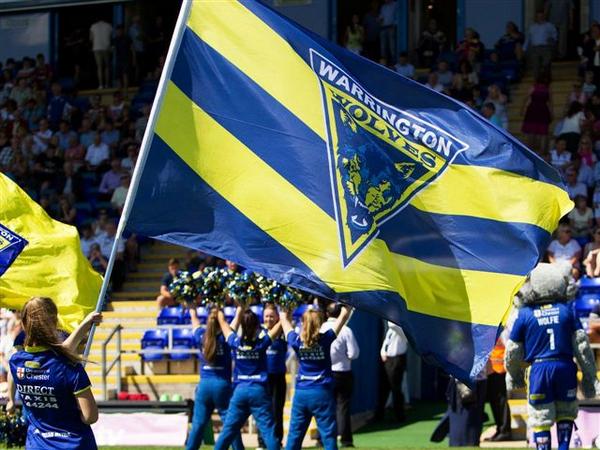 FusionFused's tweet photo. We are recruiting dancers for the 2015 @wolvesrl season! Come along and cheer on the boys! http://t.co/BTdQWY5nfI http://t.co/UsxvaTAk2p