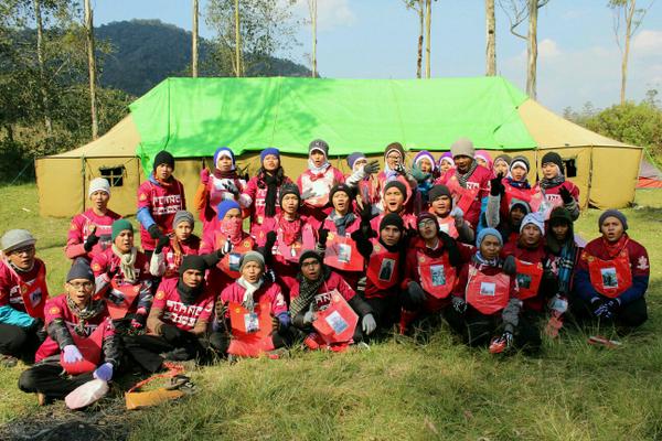 Jika tua nanti kita kan hidup masing-masing, ingatlah "hari ini" :-)