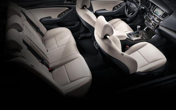 Edmarkauto's tweet photo. The 2015 Cadenza has a spacious interior that offers true luxury. #EdmarkKia #EdmarkCars http://t.co/pLBMWhbISM http://t.co/D0FR8BZPeU