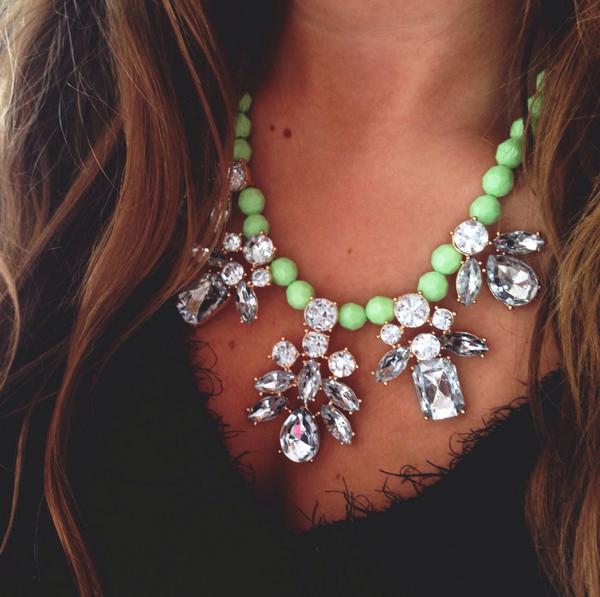 _StyleStatement's tweet image. NEW IN: Apple Sour £12. DM to order. 🍎🍏