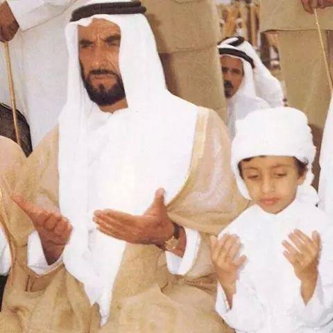 Maitha_hamad26's tweet image. الله يرحمگ يابوي