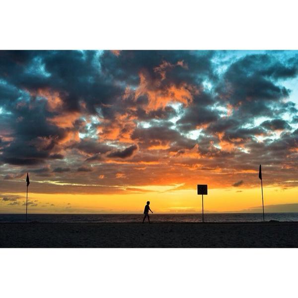 Beautiful sunrise shot by @bradmalyon have a fantastic day  all.