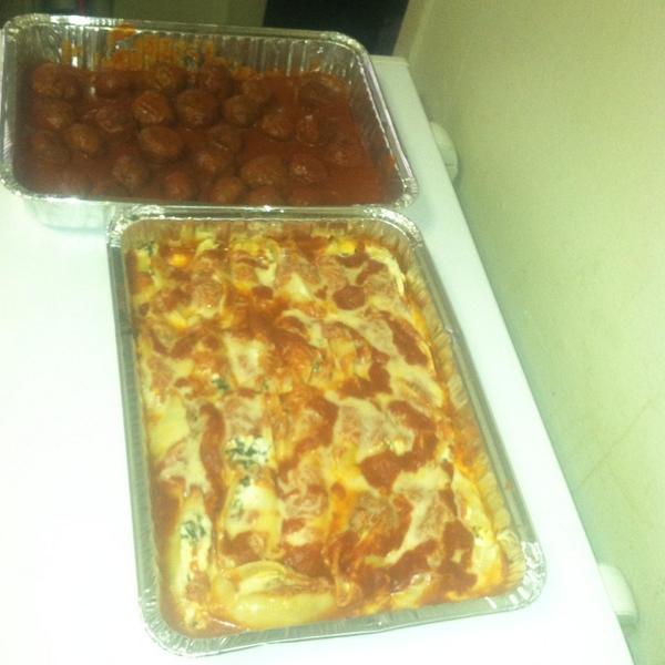 shnooty_'s tweet image. Mommy did that , im about to go off ! #Dinner #FoodSection #StuffedShells  #Lituation 🔥