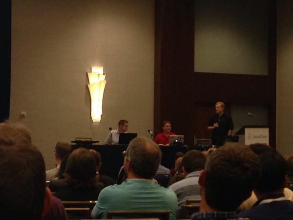 javajuneau's tweet image. Learning how to control the drones with @MkHeck @JavaFXpert @SeanMiPhillips #IoT #JavaOne2014