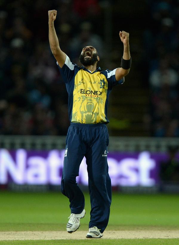 PCA (@pca) on Twitter photo OR if you think Jeetan Patel of <a href="/CricketingBears/">Warwickshire CCC Fan</a> should be PCA Player of the Year for 2014 then RETWEET #PCAawards OR if you think Jeetan Patel of <a href="/CricketingBears/">Warwickshire CCC Fan</a> should be PCA Player of the Year for 2014 then RETWEET #PCAawards