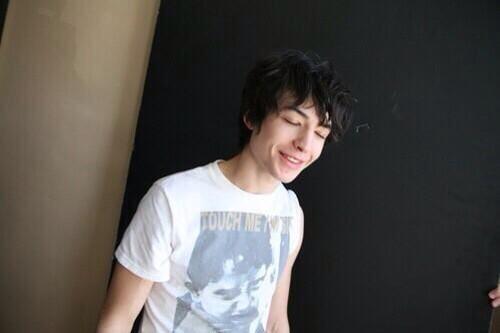 Happy birthday ezra miller!!! you are fab 