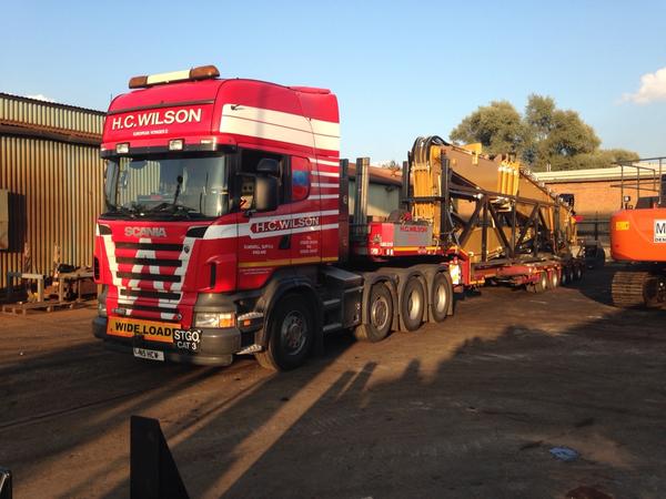KocurekExcavato's tweet photo. Still on the move #Cat390 #50meter @HCWilsonTrans pleasure to see so many http://t.co/250CtVlh2G