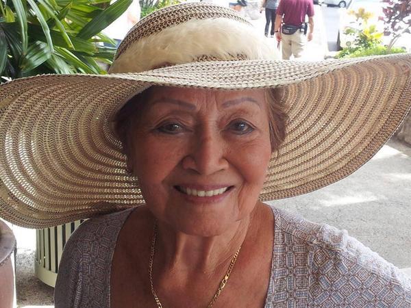 Oww happy birthday to Bruno Mars grandma, blessings and hugs dear lady 