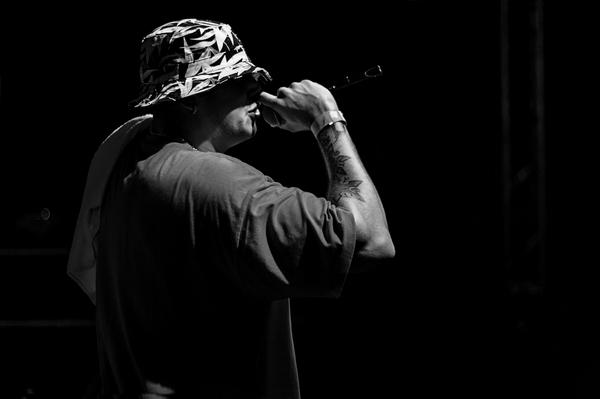 Heavy Weights (@heavyweightsent) on Twitter photo Nuestro hombre @terriblechanel de <a href="/SocioEjecutor/">socio ejecutor</a> en la 2ª edición del #StreetDreamsFestival. Foto: <a href="/MiguelcglzPhoto/">Miguel C. González</a> Nuestro hombre @terriblechanel de <a href="/SocioEjecutor/">socio ejecutor</a> en la 2ª edición del #StreetDreamsFestival. Foto: <a href="/MiguelcglzPhoto/">Miguel C. González</a>